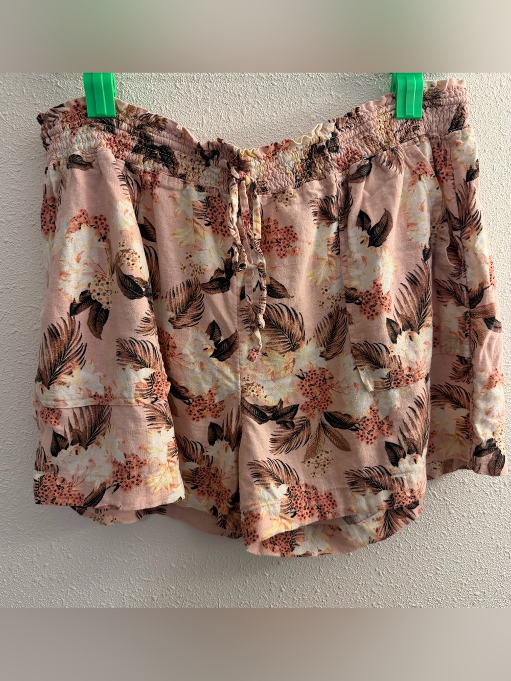 Time and Tru Peach Floral Smocked Waist Shorts